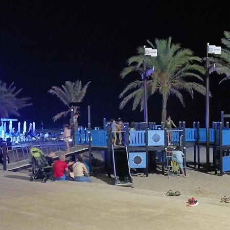Mare De Deu, Vivienda Vacacional Para Familias Y Mayores De 25 Anos En El Grao De Gandia-Playa Playa de Gandia Extérieur photo