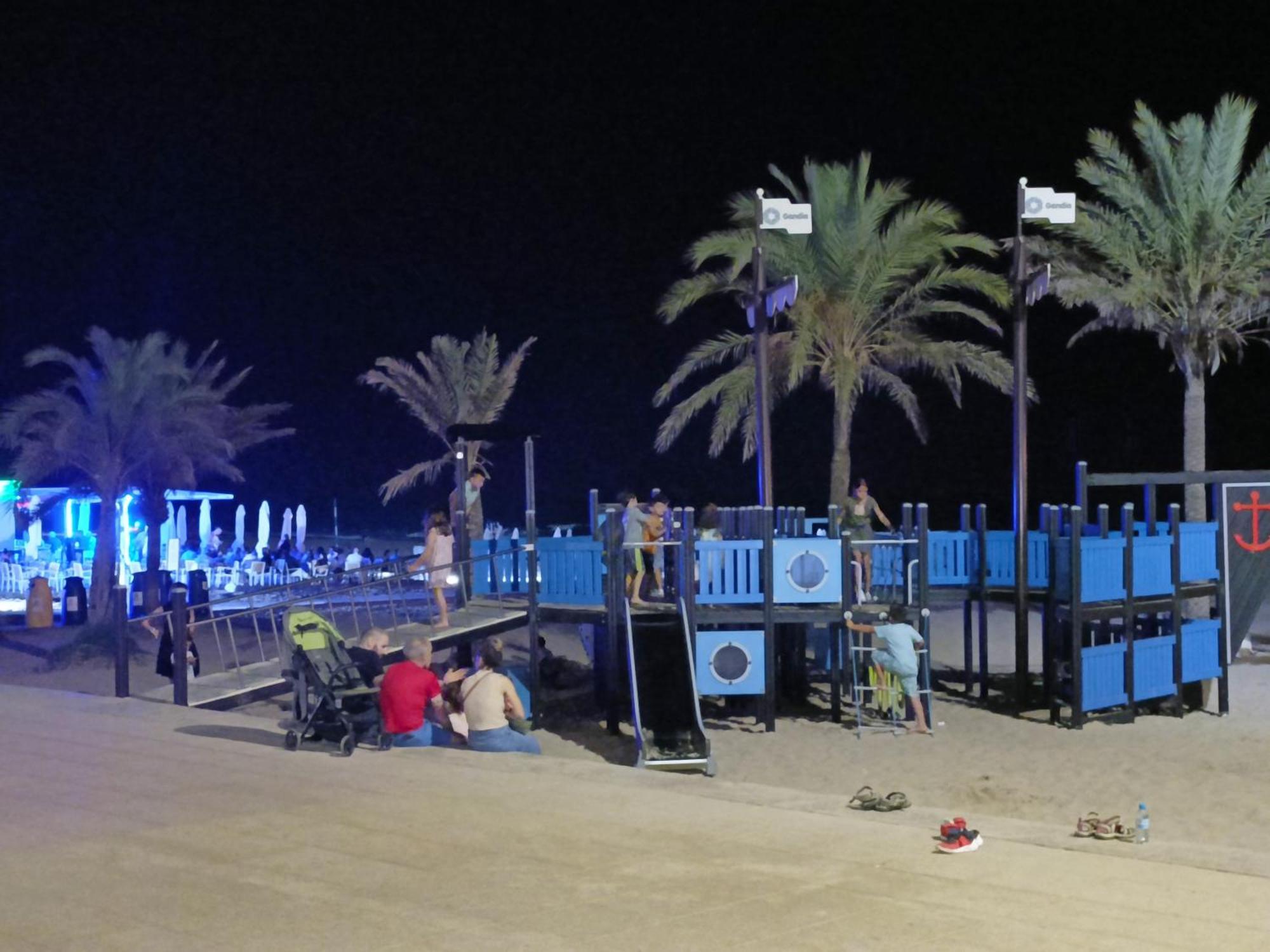 Mare De Deu, Vivienda Vacacional Para Familias Y Mayores De 25 Anos En El Grao De Gandia-Playa Playa de Gandia Extérieur photo