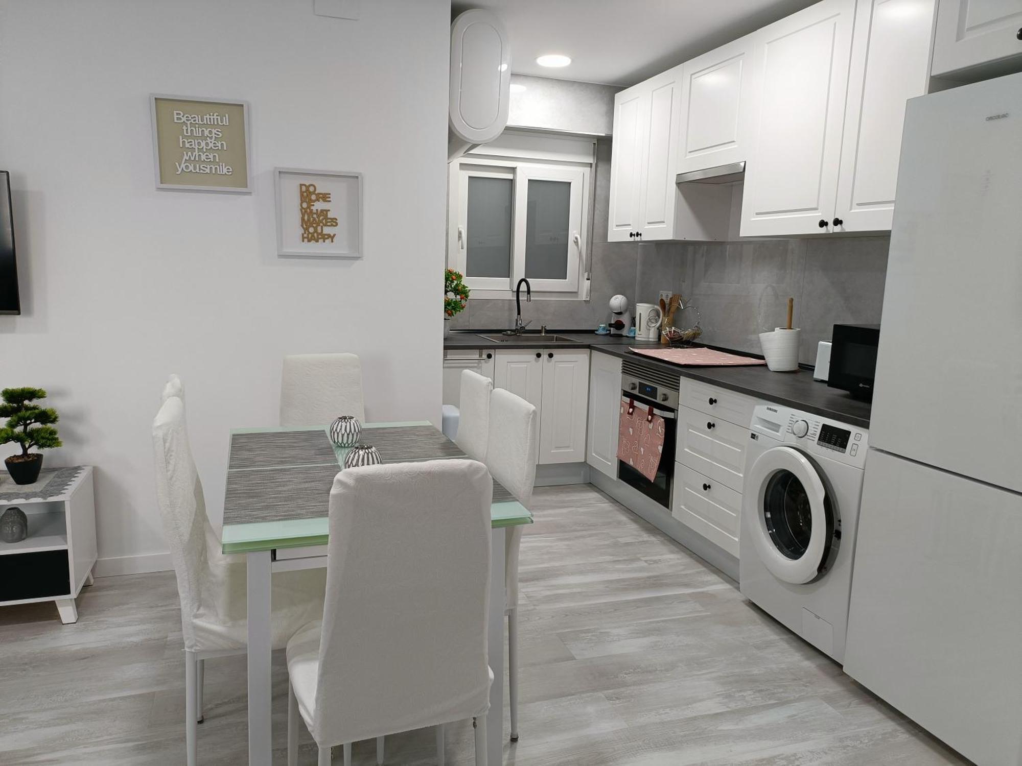Mare De Deu, Vivienda Vacacional Para Familias Y Mayores De 25 Anos En El Grao De Gandia-Playa Playa de Gandia Extérieur photo