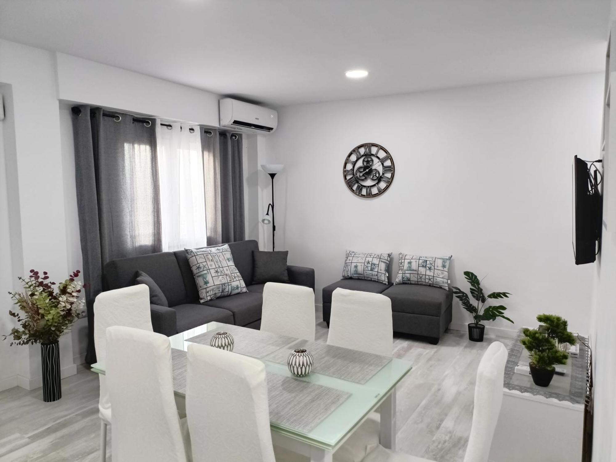 Mare De Deu, Vivienda Vacacional Para Familias Y Mayores De 25 Anos En El Grao De Gandia-Playa Playa de Gandia Extérieur photo